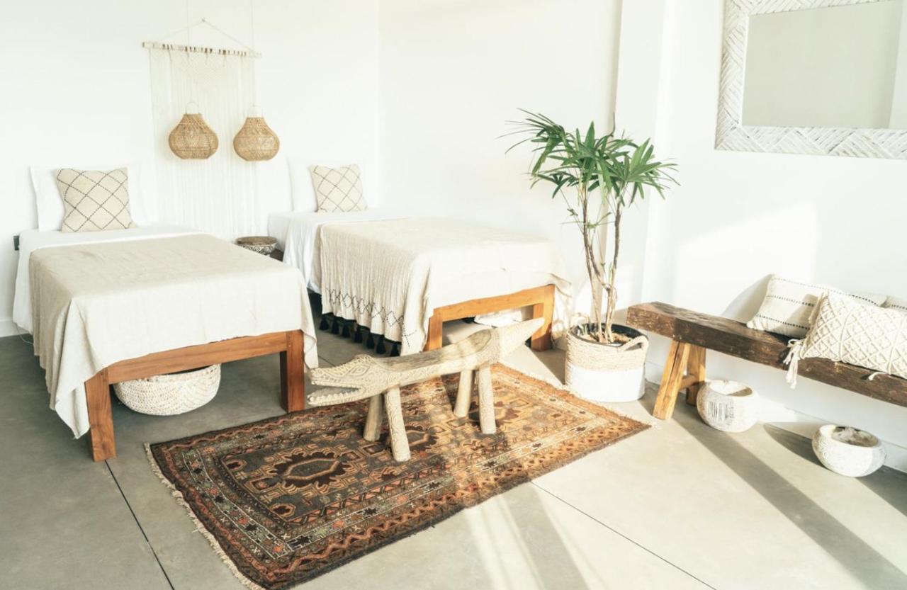 Dreamsea Sri Lanka Hotel Ahangama Bagian luar foto